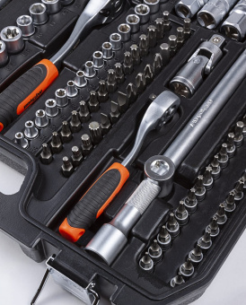 Набор инструментов AV Steel 219 пр. AV-011219